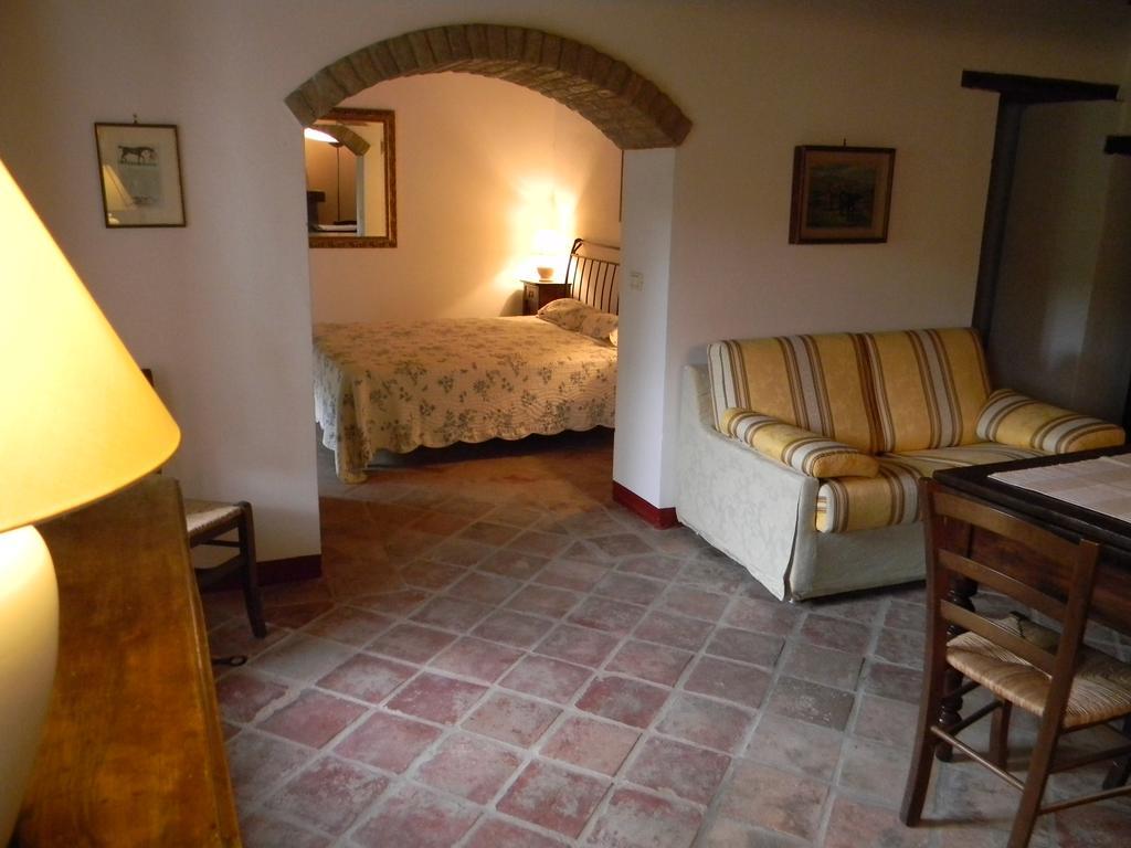 Residenza Ca D'Masseu Daire Calamandrana Oda fotoğraf